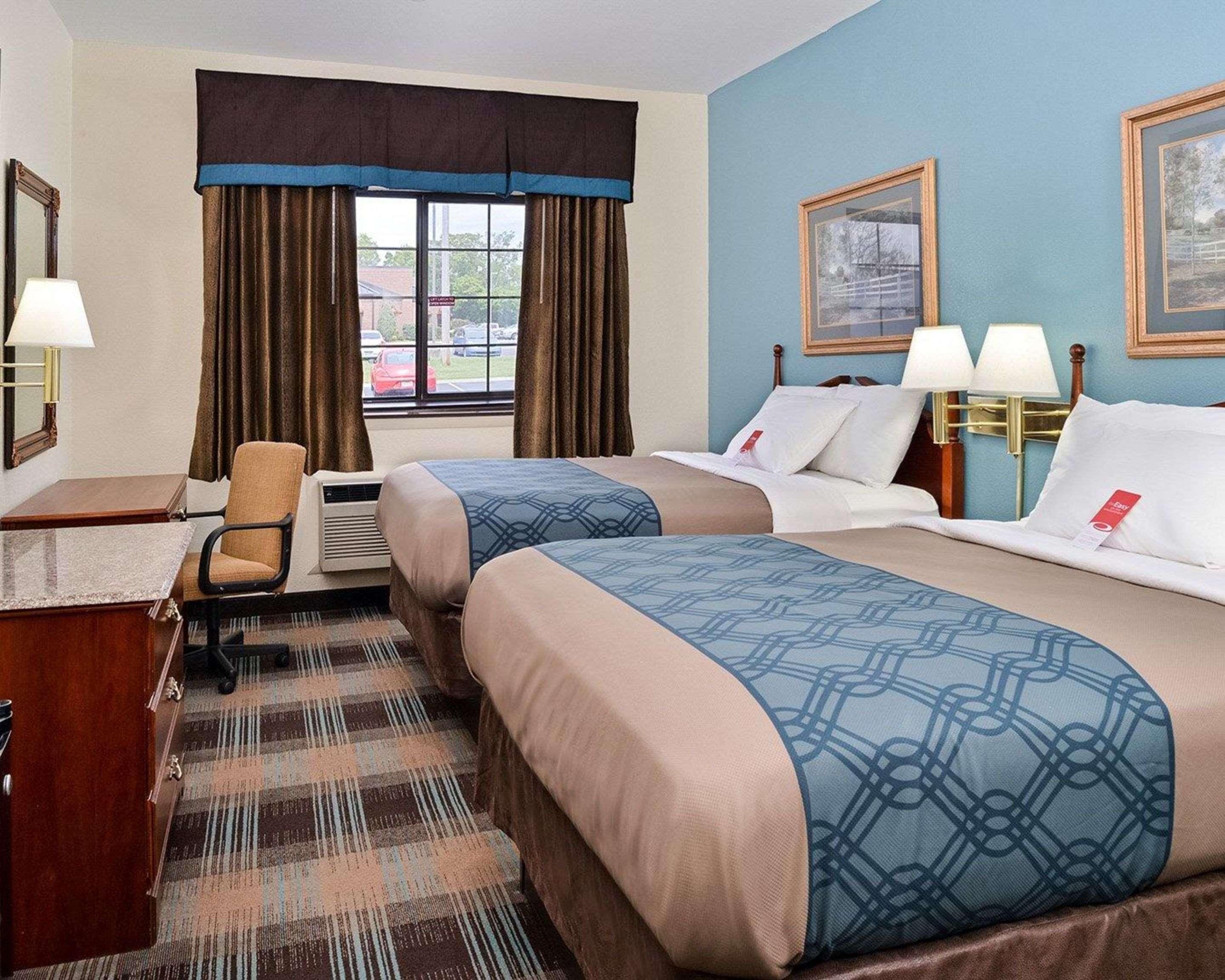 Econo Lodge Inn & Suites Shelbyville Eksteriør billede