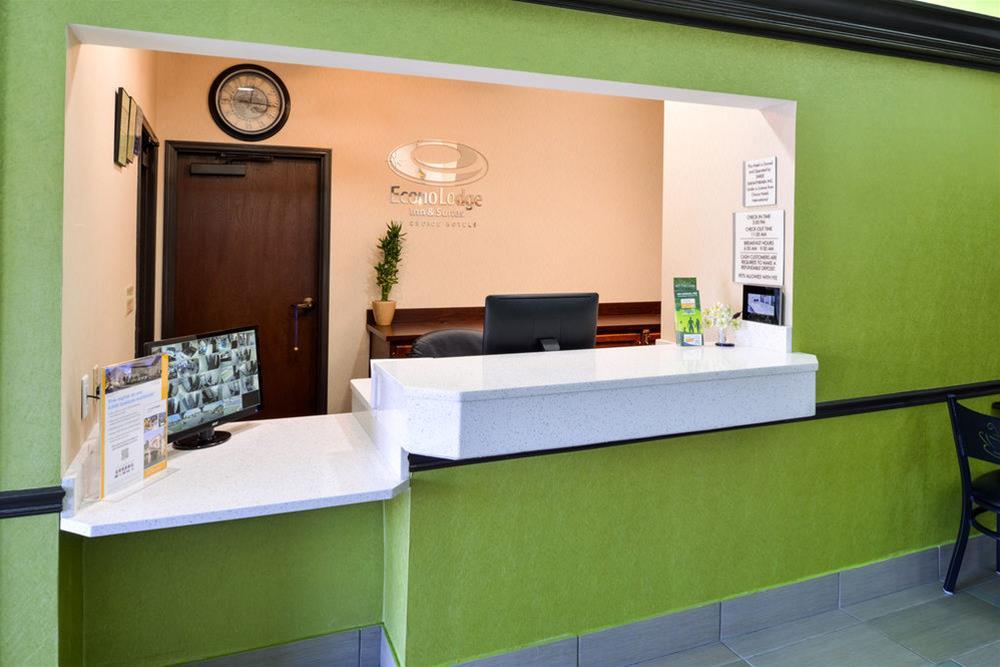 Econo Lodge Inn & Suites Shelbyville Eksteriør billede