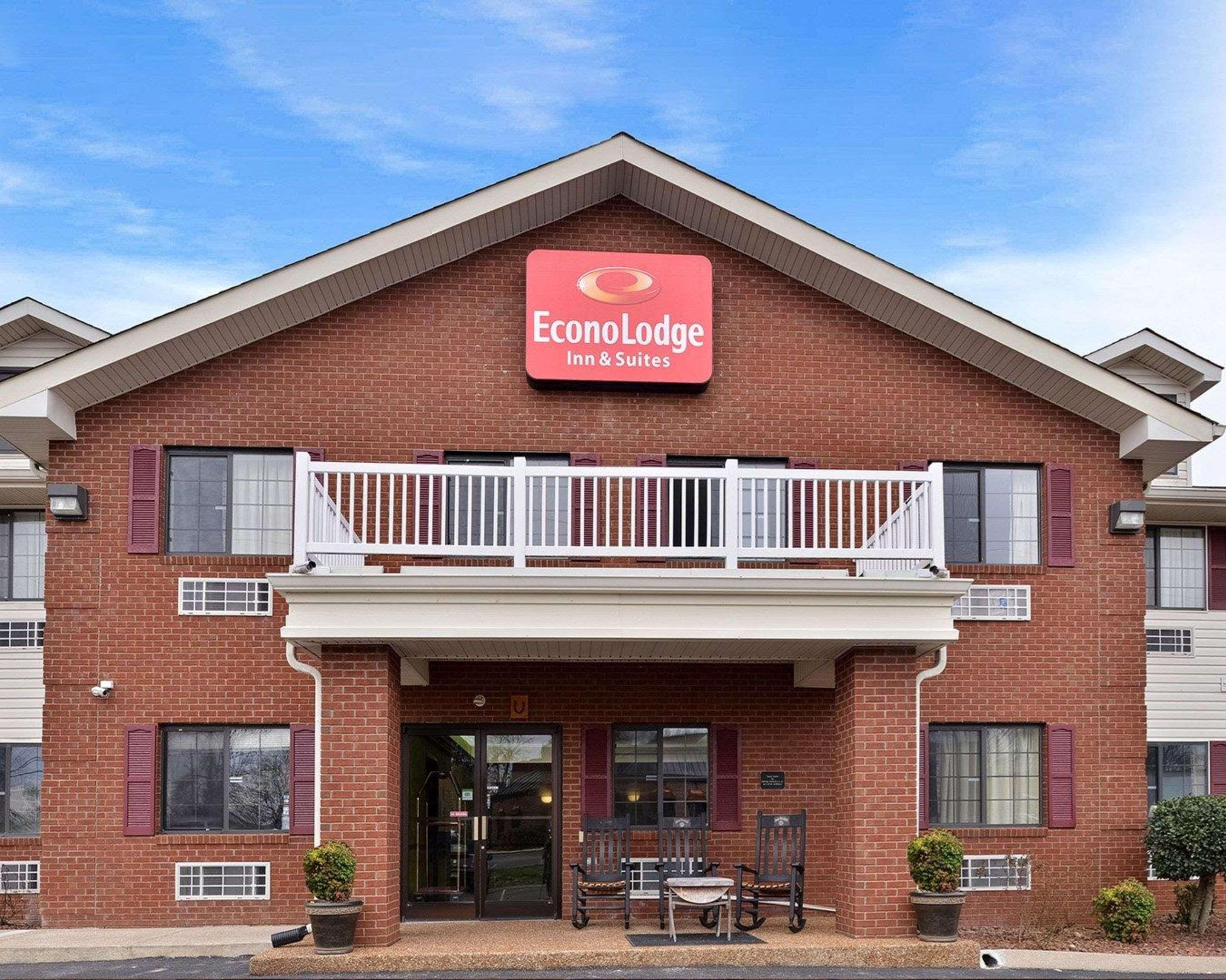 Econo Lodge Inn & Suites Shelbyville Eksteriør billede