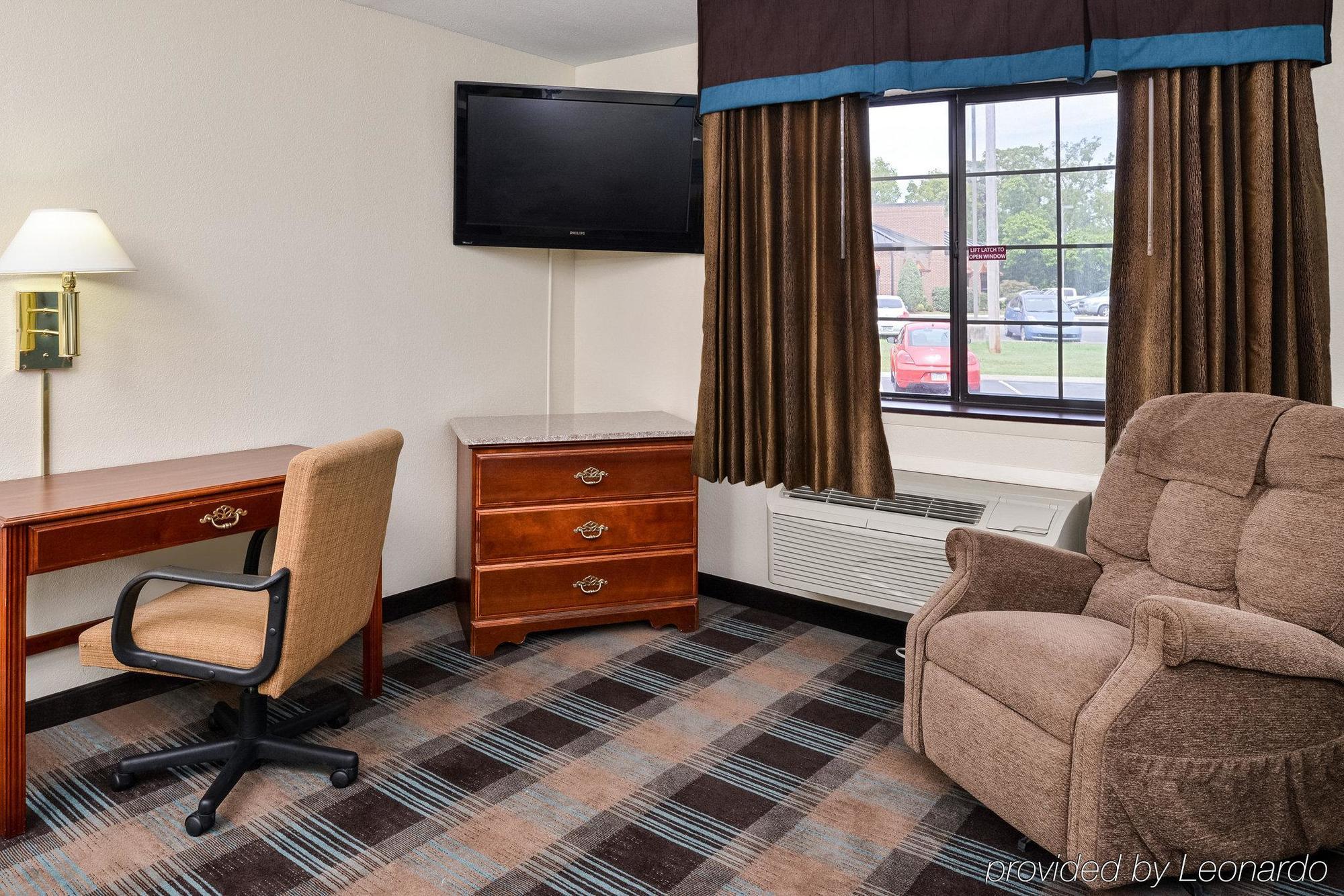 Econo Lodge Inn & Suites Shelbyville Eksteriør billede