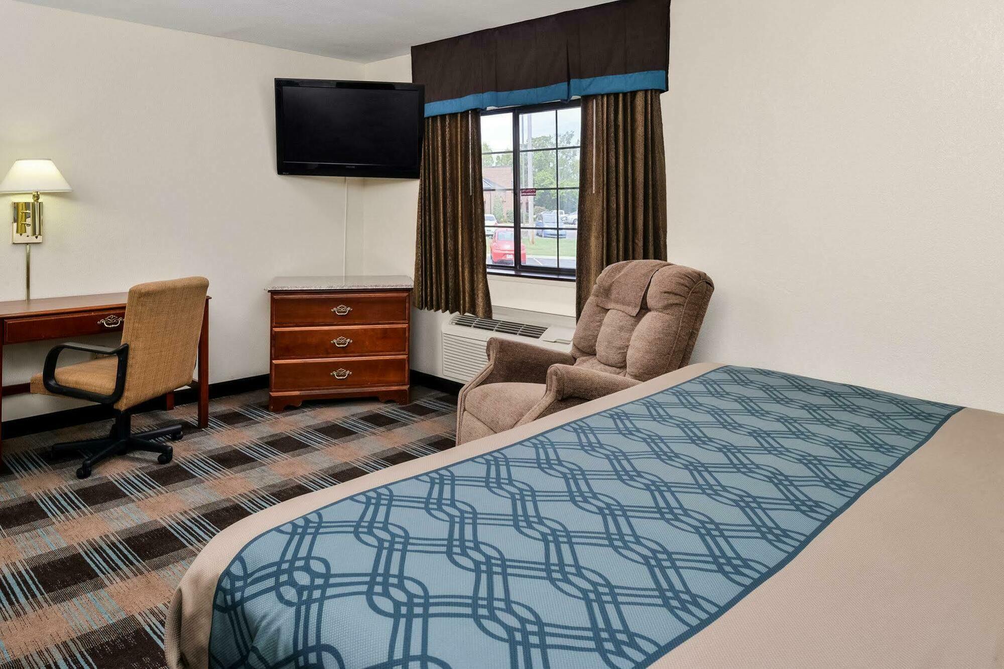Econo Lodge Inn & Suites Shelbyville Eksteriør billede